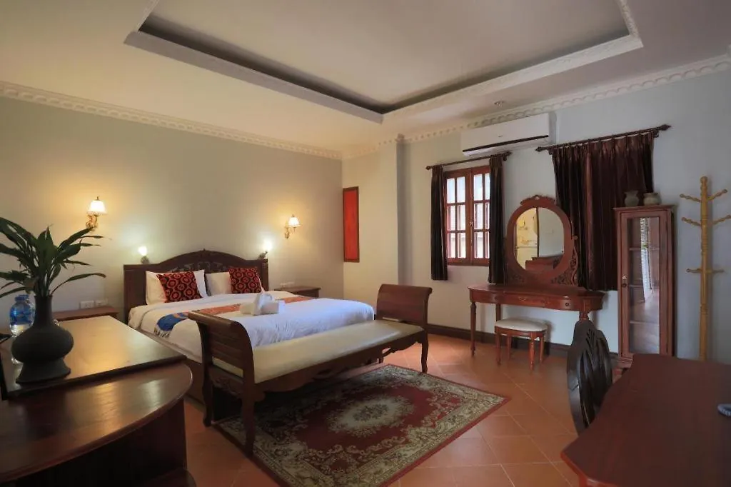The View Pavilion Hotel Luang Prabang 3*,